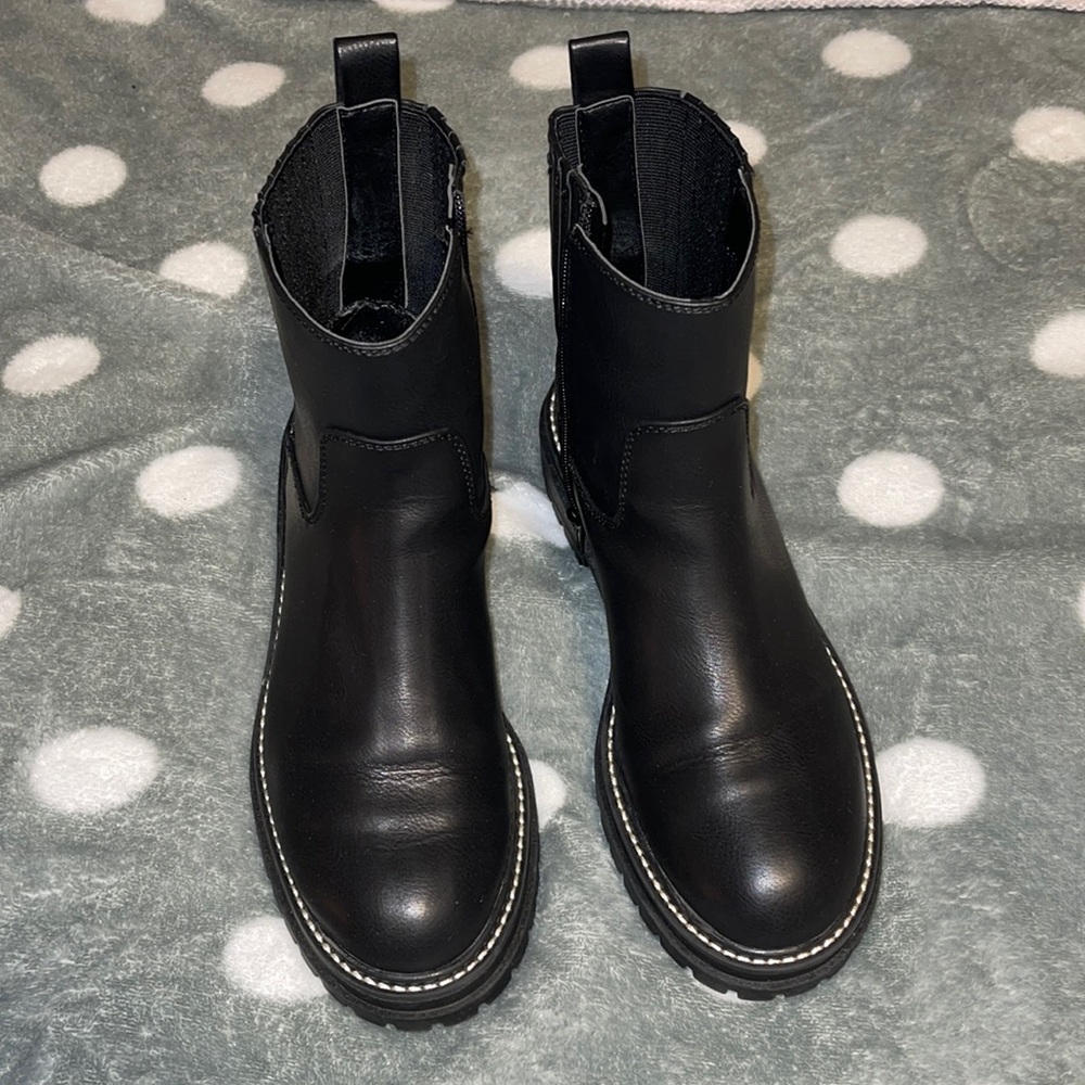 Black boots